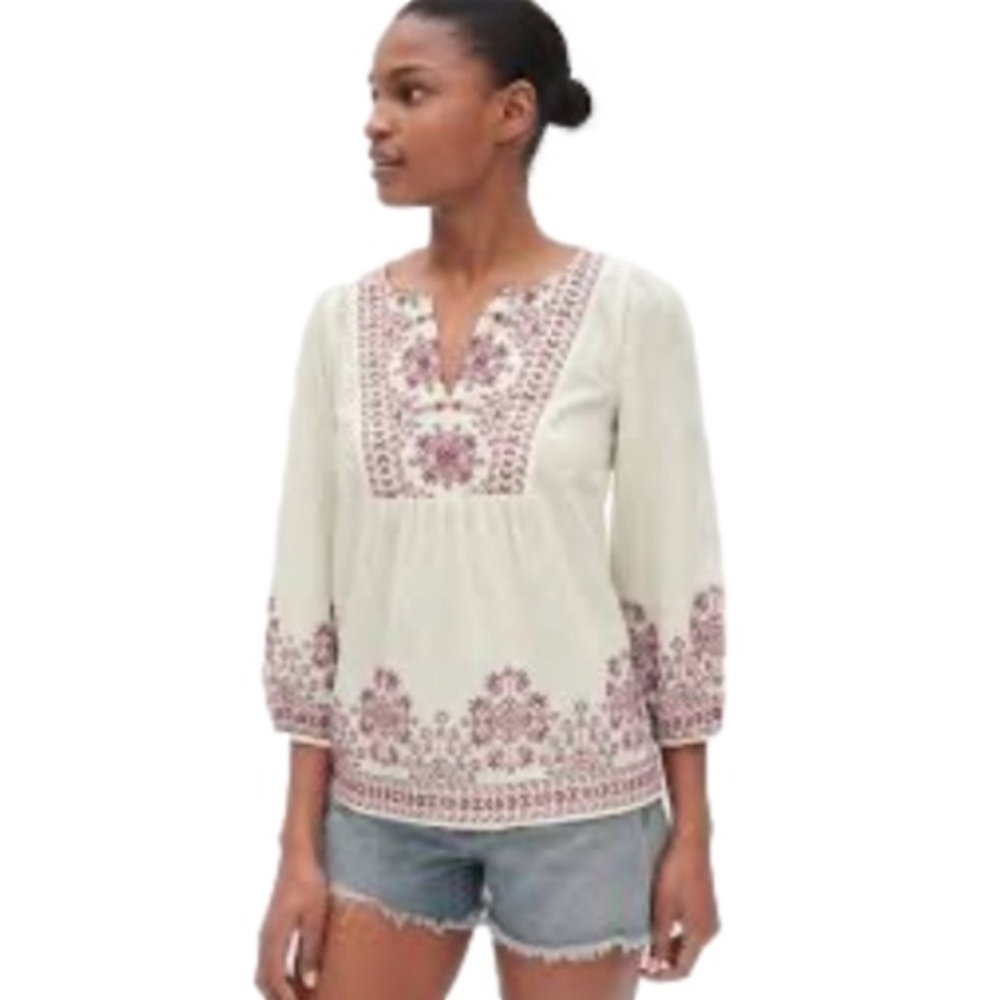 GAP Embroidered Bib Peasant Top 3/4 Sleeve Creamy White/Light Burgundy Women M